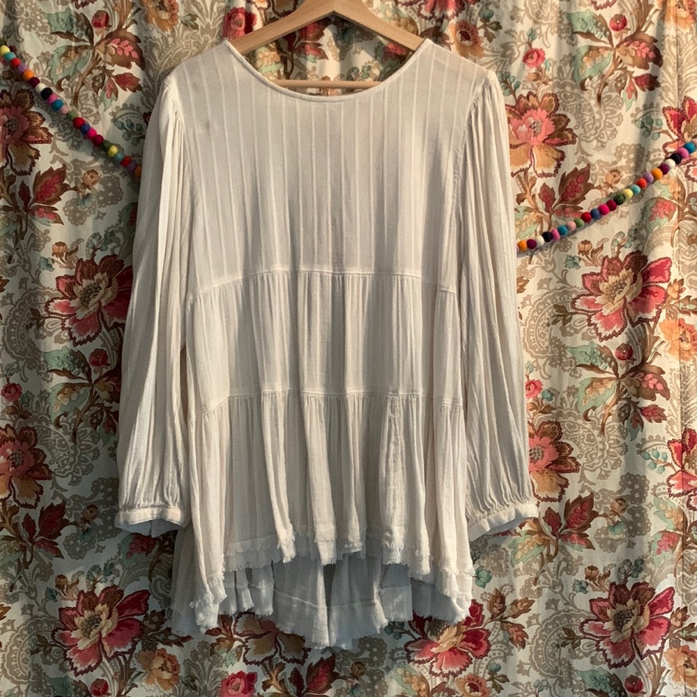 Women’s American Eagle Open Back Blouse Size Large